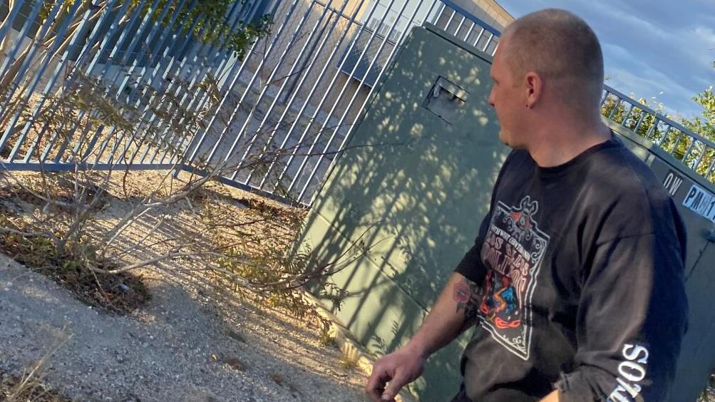 Woman assaulted while walking her dog on Tucson's northwest side